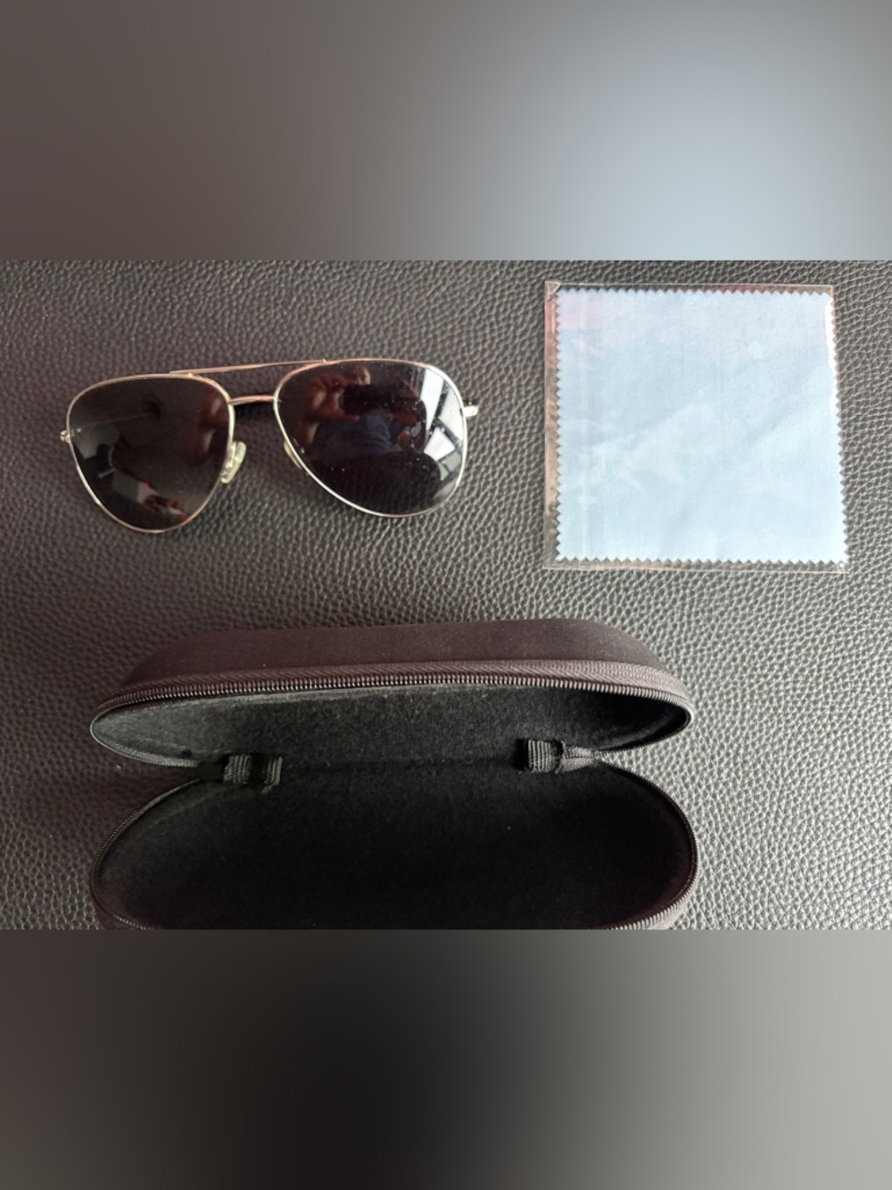 Marc Jacobs Men’s Aviator Sunglasses with Black Lenses and Silver Frame